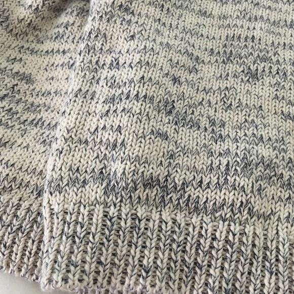 ADORABILE TOP - Picture 3 of 3